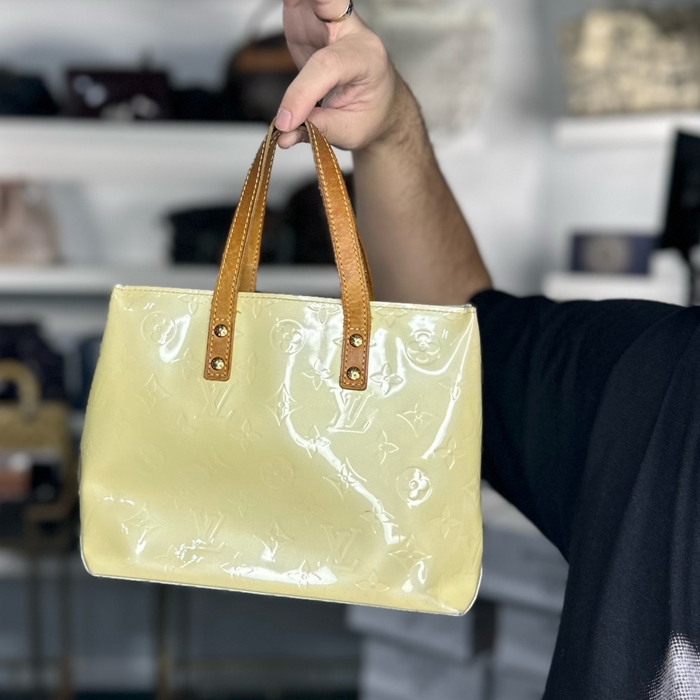 $2930 Retail LV Vernis Mini Reade Tote